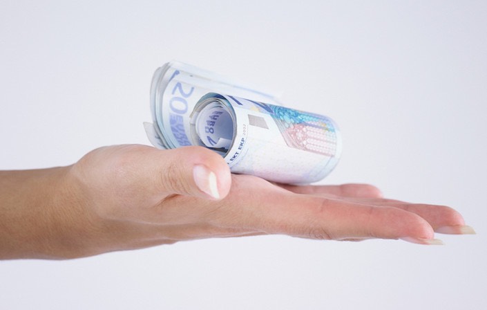 BONUS BABY SITTER E ASILO NIDO FINO A 600 EURO AL MESE: ECCO COME RICHIEDERLO E I REQUISITI - 28/10/2015
