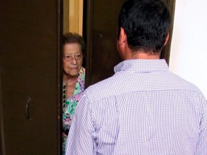 Finti agenti Enel Energia suonano alla porta di casa: è una truffa - 16/05/2013