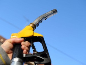 Torna ad aumentare il prezzo della benzina che supera 1.8 euro al litro - 20/05/2013