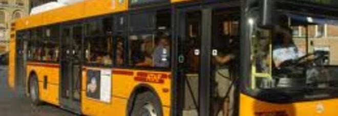 UN RAGAZZINO 12ENNE SORDO MULTATO SUL BUS. NON CAPIVA COSA DICESSE IL CONTROLLORE - 24/01/2014