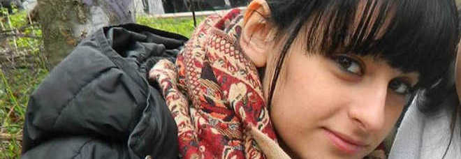 UCCISE E BRUCIÒ VIVA SEI MESI FA LA FIDANZATA FABIANA DI 16 ANNI: ESCE DI PRIGIONE - 25/01/2014