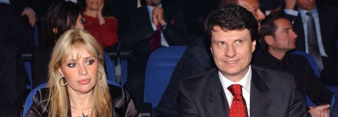 BABY SQUILLO, MUSSOLINI IN LACRIME: ''COSA POSSO DIRE? SONO DISTRUTTA''. IL MARITO RISCHIA 4 ANNI - 13/03/2014