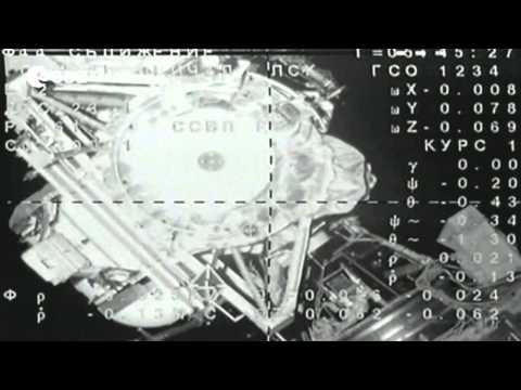 SAMANTHA CRISTOFORETTI E L'UFO NELLO SPAZIO. ''MIO DIO, MA CHE COS'È QUELLO?'' - VIDEO - 10/12/2014