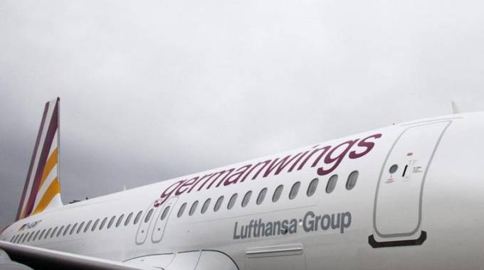 AIRBUS GERMANWINGS: L'ULTIMO SELFIE PRIMA DELLA TRAGEDIA - 27/03/2015
