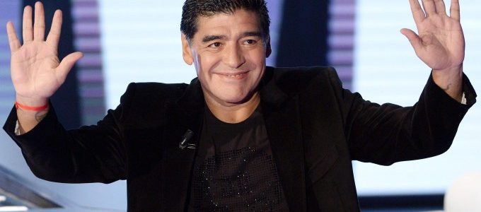 CLAMOROSO, DIEGO MARADONA TORNA A NAPOLI - 22/12/2016