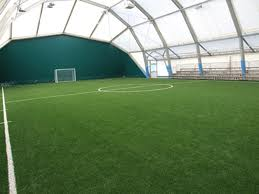 STEFANO COME TUTTI I MERCOLEDI' VA A GIOCA' A CALCETTO CON I SUOI AMICI !! - 16/03/2012