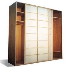 UN MARITO RIENTRA A CASA A NOTTE FONDA DOPO 'NA LUNGA RIUNIONE DE LAVORO E TROVA LA MOGLIE IN SALOTTO COMPLETAMENTE SVESTITA !! - 17/03/2012