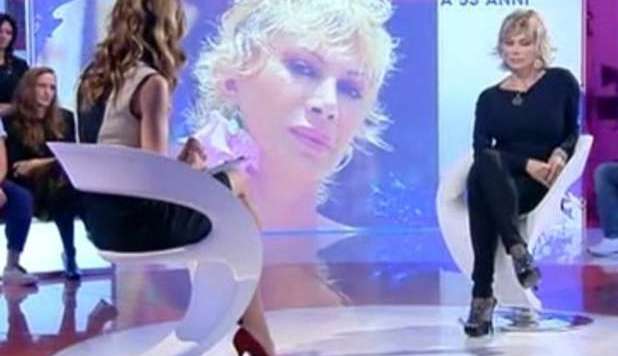 CARMEN RUSSO INCINTA: 'NON POTEVO AVERE FIGLI, HO CHIESTO AIUTO' -VIDEO - 30/10/2012