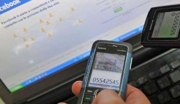 FACEBOOK, CON APP MESSENGER SARÁ POSSIBILE CHIAMARE GRATIS - 04/01/2013