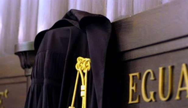INSULTA LE VICINE CHIAMANDOLE 'TERRONE', CONDANNATO PENSIONATO PER RAZZISMO - 19/01/2013