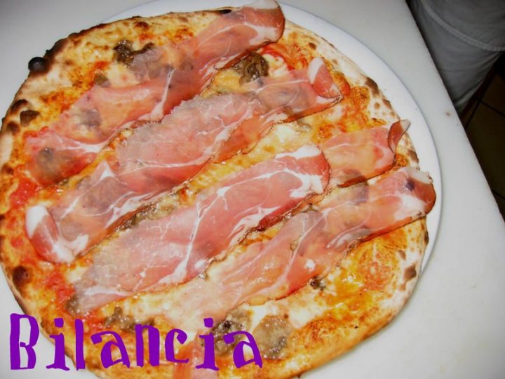 Er tuo segno zodiacale pè 'na pizza: BILANCIA - 20/06/2012
