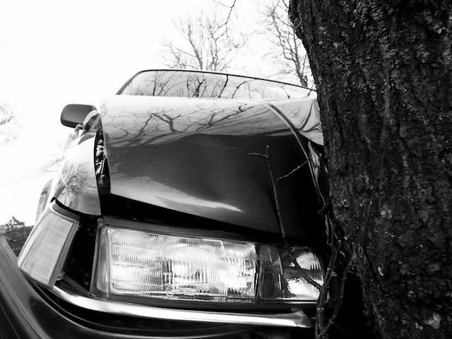 Si uccidono al volante per salvare l'amico suicida - 28/10/2013