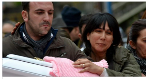 NICOLE MUORE A 3 ORE DAL PARTO: ECCO COSA C'ERA NEL CORPO DELLA MAMMA - 09/11/2015