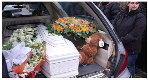 LE MAMME VANNO A BALLARE E LASCIANO 5 PICCOLI DA SOLI IN CASA, POI LA TRAGEDIA - 12/11/2015
