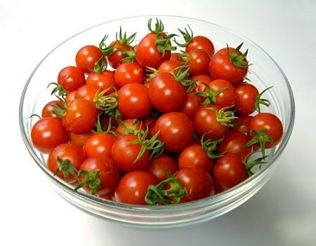 ALLARME POMODORI CILIEGINI, POSSONO ESSERE PERICOLOSI - 08/03/2015