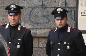 'N CARABINIERE DICE CHE FARA' 'N VIAGGIO SUR SOLE… E L'ALTRO RISPONNE: - 21/05/2012