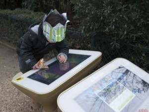 A Parigi arrivano i tablet pubblici. In Italia gli autobus non hanno gasolio - 03/02/2013