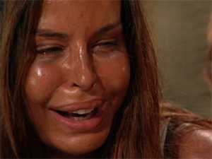 NINA MORIC SHOCK: ''TAGLI SUI POLSI DOPO LA SEPARAZIONE DAL SUO UOMO'' - FOTO ALL'INTERNO - 16/11/2013