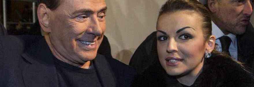 BERLUSCONI, LA PASCALE DISPERATA. APPELLO AL PAPA: ''IL PAPA MI RICEVA, GLI RACCONTERO' LA SUA STORIA'' - 28/11/2013