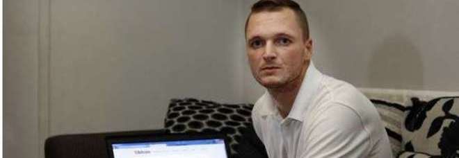GETTA L'HARD DISK POI SI ACCORGE CHE DENTRO C'ERANO 5,5 MILIONI DI CYBERMONETE - 29/11/2013
