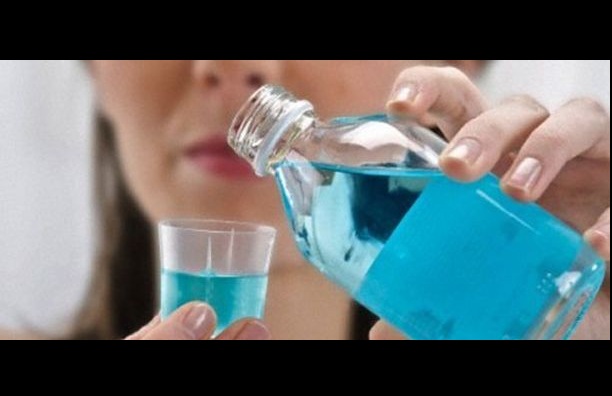 IL COLLUTTORIO PUO' PROVOCARE INFARTI E ICTUS - 26/05/2015