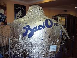 DA 'STO BACIONE NUN POTETE SCAPPA' !! - 18/03/2012