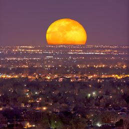Per due giorni una luna molto più grande e luminosa del solito - 05/05/2012