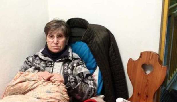LE OCCUPANO CASA, 'NONNA CORAGGIO' VIVE DA 20 GIORNI SUL PIANEROTTOLO - 07/02/2013