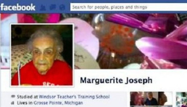 NONNA DI 104 MENTE SULL'ETÀ PER ISCRIVERSI A FB: 'TROPPO ANZIANA' - FOTO - 22/02/2013