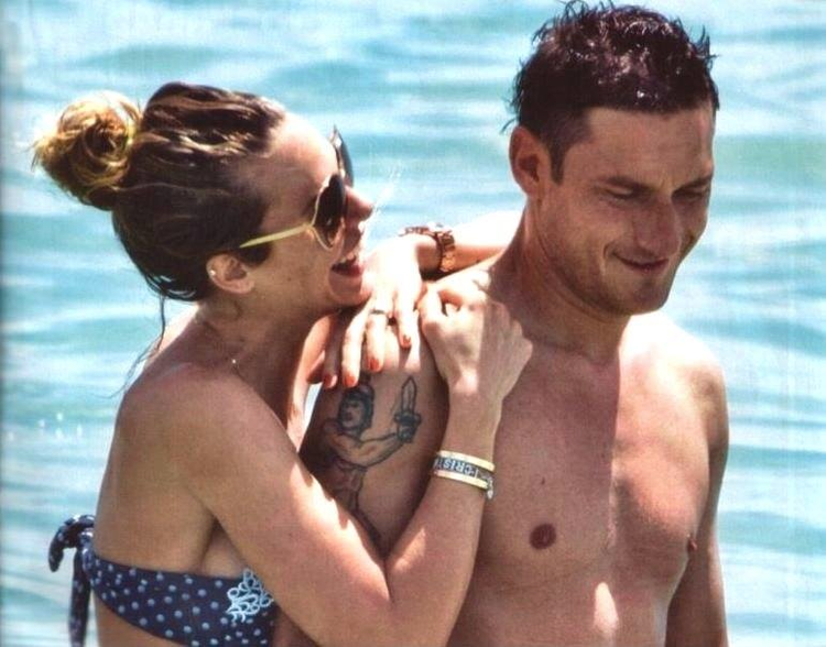 FRANCESCO TOTTI, DOPO 13 ANNI D'AMORE, LA DICHIARAZIONE SHOCK DI ILARY BLASI - 22/10/2015