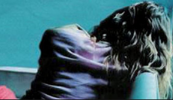 24ENNE MALATA MUORE SOLA IN CASA. TROVATA DOPO 10 GIORNI. ECCO DOV'ERA LA MADRE - 01/10/2015