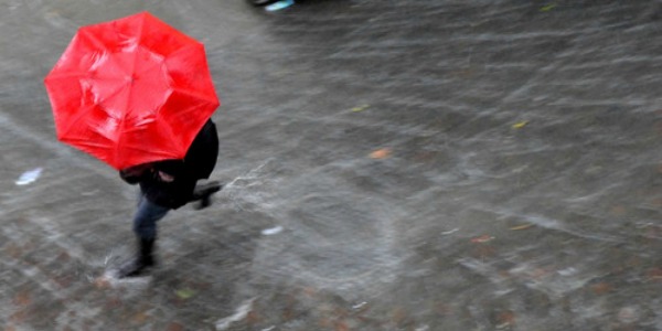 MALTEMPO, PASQUETTA 'BAGNATA': PIOGGE E TEMPORALI AL CENTRO-SUD - PREVISIONI - 31/03/2013