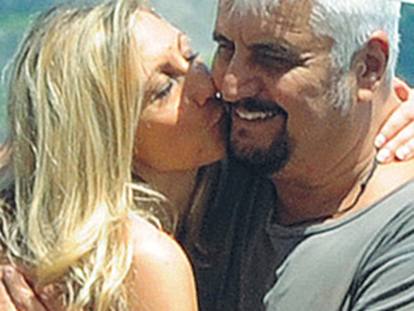 PINO DANIELE CHOC, PARLA LA COMPAGNA: ''ECCO COSA E' ACCADUTO QUELLA NOTTE'' - 12/01/2015