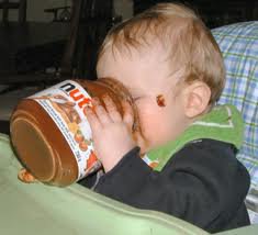 CHE MONDO SAREBBE SENZA NUTELLA ?? ... 'A STESSA VITA, MA CO' 10 KG DE MENO !! - 05/03/2012
