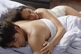 Er significato de come dormi in coppia: POSIZIONE A ZAINETTO - 26/04/2012