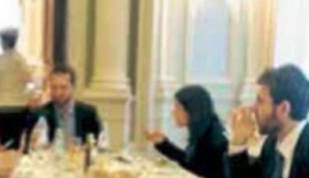 NEO DEPUTATO GRILLINO: MANGIA AL RISTORANTE DI LUSSO CON 15€. IL RESTO DEL PRANZO LO PAGANO I CONTRIBUENTI. INSULTI SULLA RETE - 21/03/2013