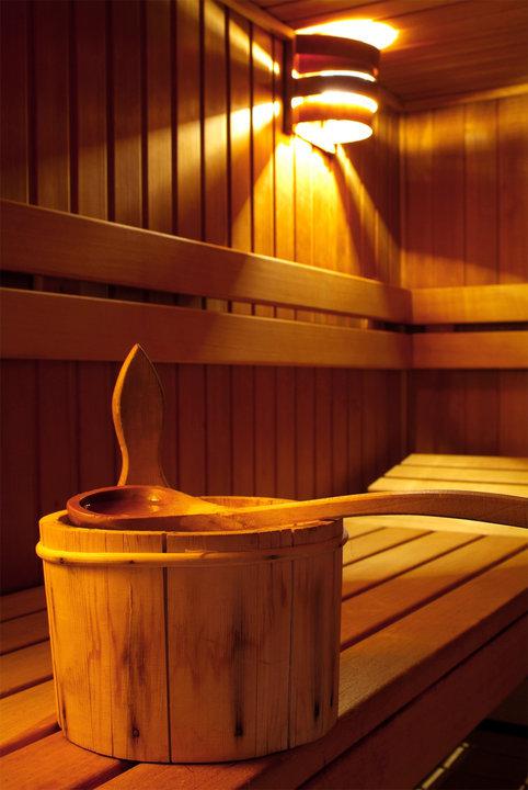 3 UOMINI SO' SEDUTI IN UNA SAUNA !! - 20/03/2012