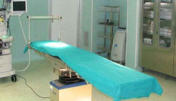 CON LA CRISI È VIETATO AMMALARSI: TAGLI ALLA SANITÀ, LISTE D'ATTESA, FARMACI CARI - 16/11/2012