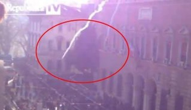 'LACRIMOGENI SPARATI DAL MINISTERO'. SEVERINO APRE UN'INDAGINE - VIDEO - 16/11/2012