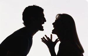 AL TERMINE DE 'NA FURIBONDA LITE TRA CONIUGI, ER MARITO ESCLAMA: - 05/03/2012
