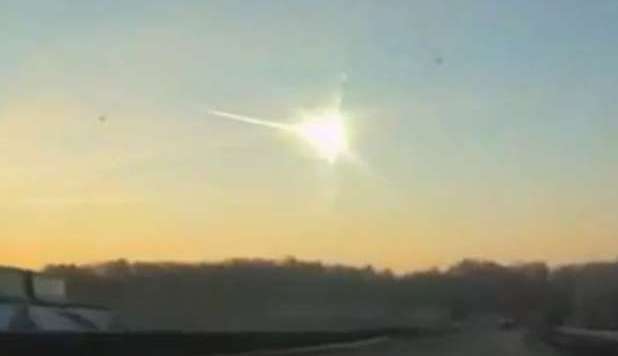 GROSSO METEORITE CADE NEL GOLFO DI RIGA, IN LETTONIA. 'VISTO ANCHE IN FINLANDIA' - VIDEO - 22/02/2013