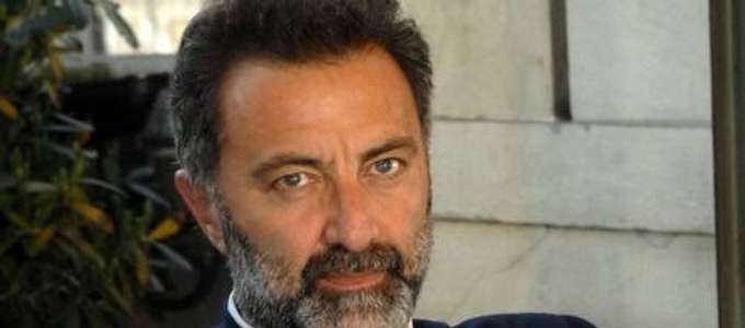 LUCA BARBARECHI SHOCK: SONO STATO VIOLENTATO DAL MIO PADRE SPIRITUALE E NON SOLO - 14/11/2013