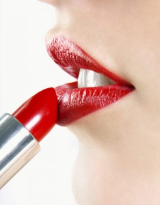 La donna mangia in media 1kg di rossetto durante la sua vita - 07/03/2012