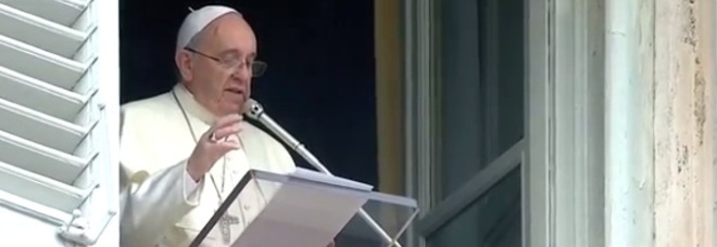 LA PAROLACCIA DI PAPA FRANCESCO: IL LAPSUS DEL PONTEFICE FA IL GIRO DEL WEB - VIDEO - 02/03/2014