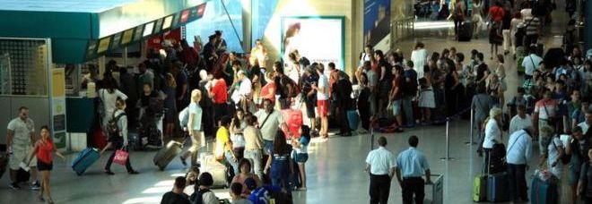 SPARITI 35 ALGERINI APPENA ATTERRATI A ROMA: MISTERO A FIUMICINO, IN PIENO ALLARME ISIS - 02/10/2014