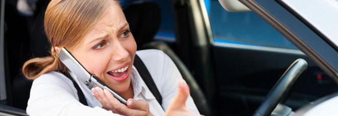LE DONNE SONO DI CATTIVO UMORE PER 5 ORE A SETTIMANA. ''ECCO COSA LE FA INNERVOSIRE'' - 25/11/2014