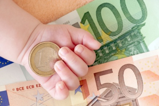 CONTRIBUTO FAMILIARE: BONUS DI 600 EURO AL MESE PER OGNI FIGLIO - 14/01/2015
