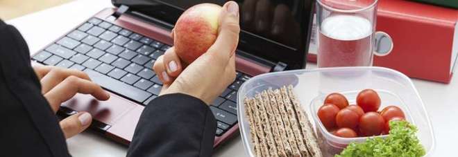 LA DIETA ADATTA PER OGNI PROFESSIONE: ECCO COME DIMAGRIRE IN BASE AL LAVORO CHE SI FA - 09/05/2016
