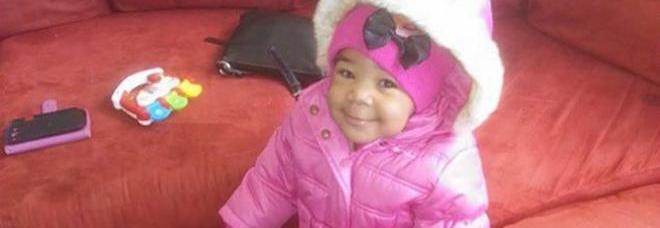 LASCIA LA FIGLIA DI 19 MESI AL SUO NUOVO RAGAZZO, LUI LA UCCIDE E L'ABBANDONA IN UN PARCO - 22/03/2014