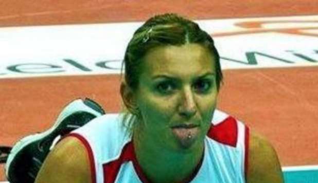 SARA ARZANELLO, STAR DEL VOLLEY, IN FIN DI VITA. 'SERVE TRAPIANTO DI FEGATO' - 15/03/2013